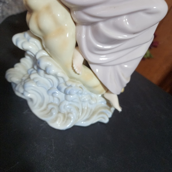 O'WELL EUC 12" PORCELAIN ANGEL SEASHELL 2002 COLLECTORS EDITION - Picture 3 of 8